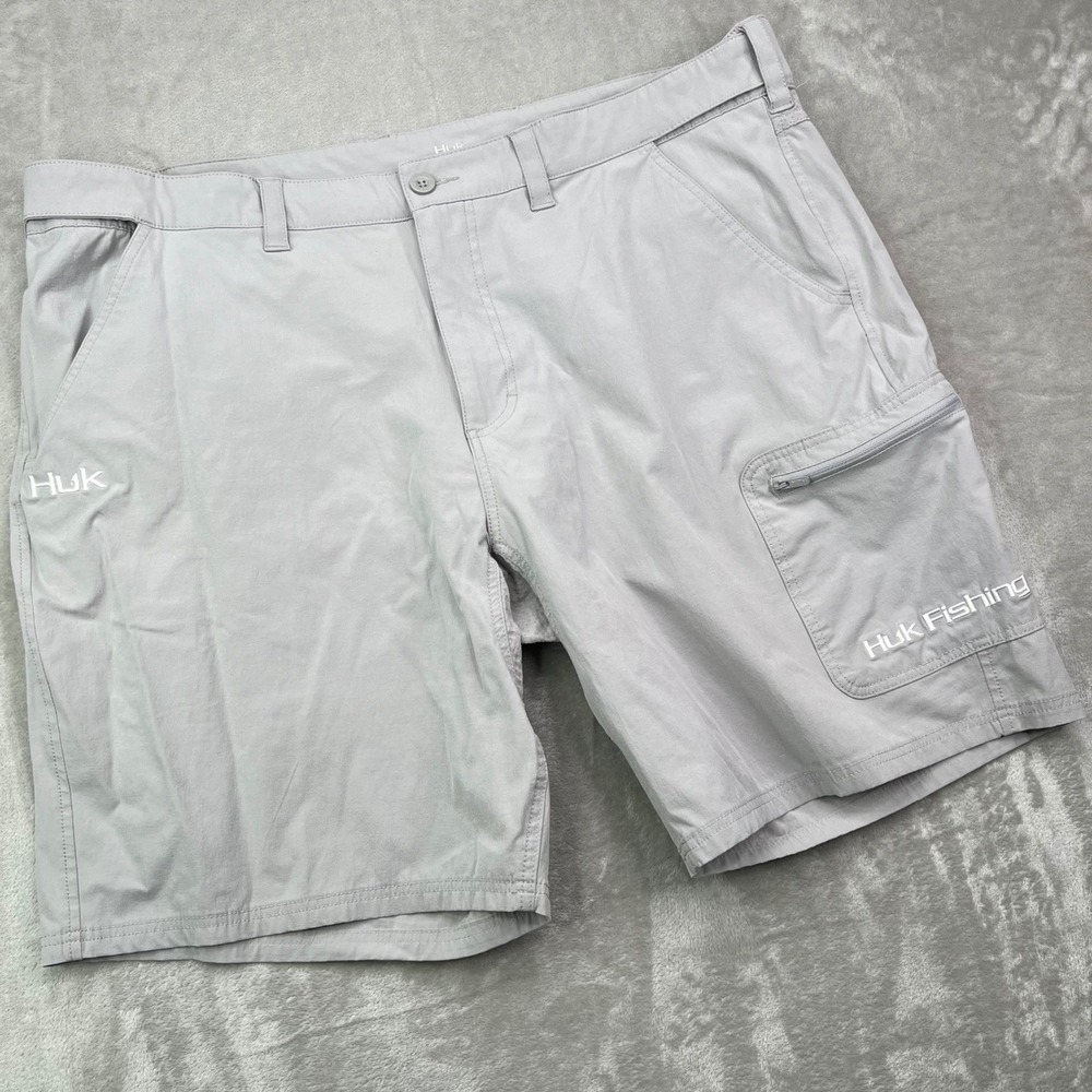 Huk Fishing Shorts Mens 3XL Gray Solid Performance Stretch Cargo Pockets 10"